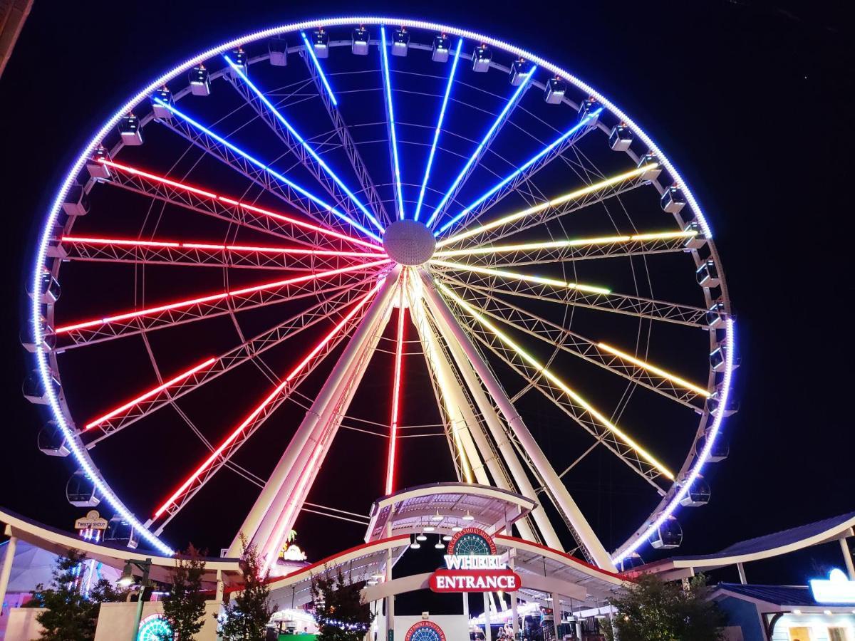Four Bears Den, Hot Tub, 1089 Of Free Attraction Tickets For Each Paid Day, Dollywood And More แกตลิงเบิร์ก ภายนอก รูปภาพ